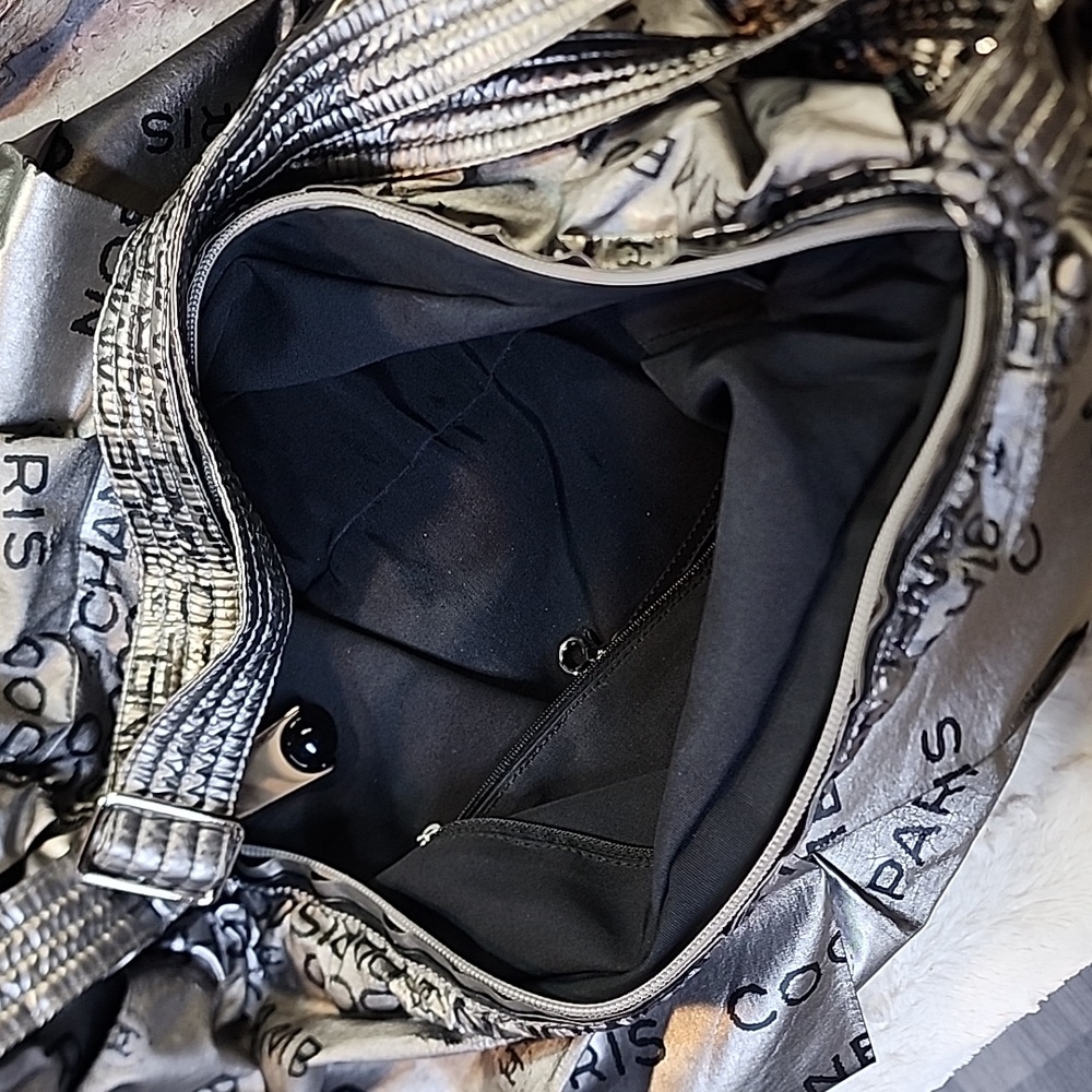 TRADE Chanel Hobo style handbag - Picture 9 of 16